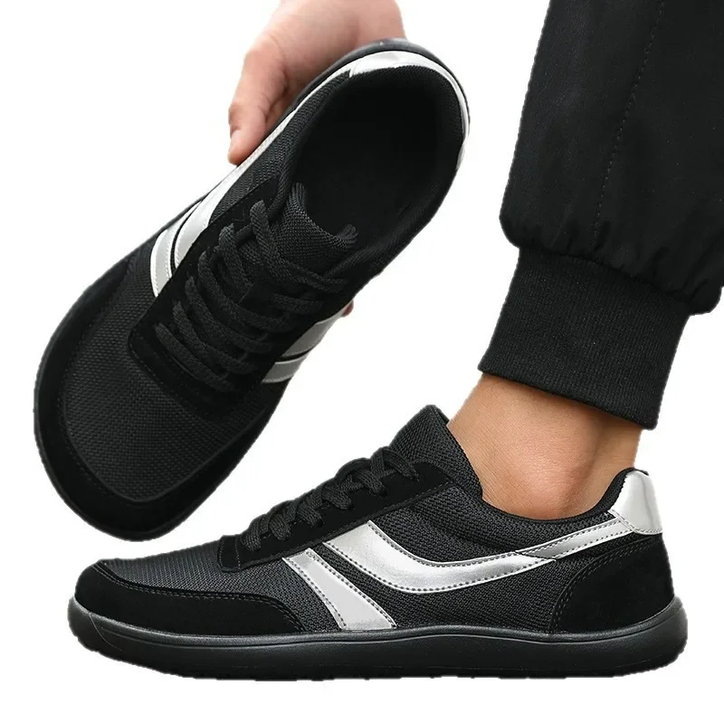 أحذية رياضية صيفية للجنسين قابلة للتنفس بقصة واسعة للقدم المسطحة، أحذية جري مريحة كاجوال منخفضة الأعلى برباط للبالغين