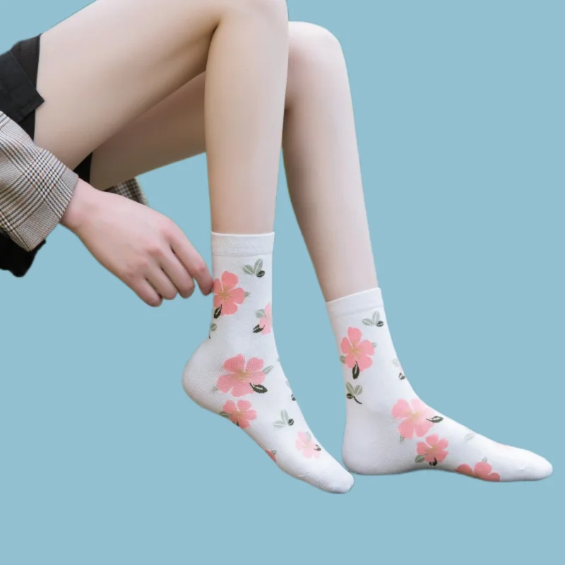 Calcetines de algodón transpirables con flores pequeñas para mujer, medias de tubo medio, versátiles e informales, alta calidad, 3/6 pares