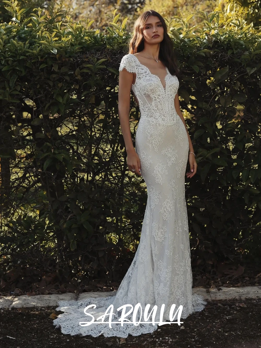 

Luxury Backless Lace Mermaid Wedding Dress Cap Sleeve Deep V Neck Beaded Embroidered Tulle Bridal Gown Customized For Bride