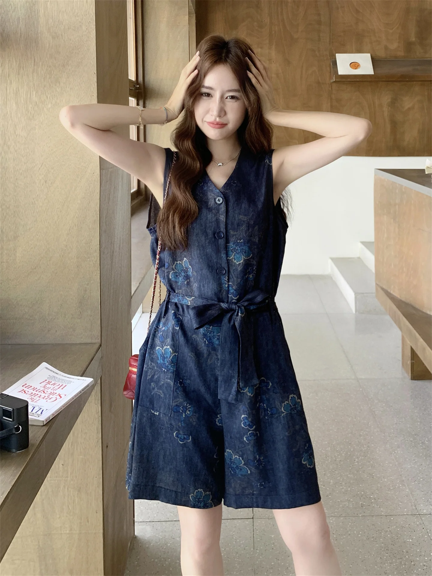 Adelgazante bordado Floral Denim pantalones de pierna ancha mono de mujer de cintura alta novedad de verano Sle Retro Jeans monos