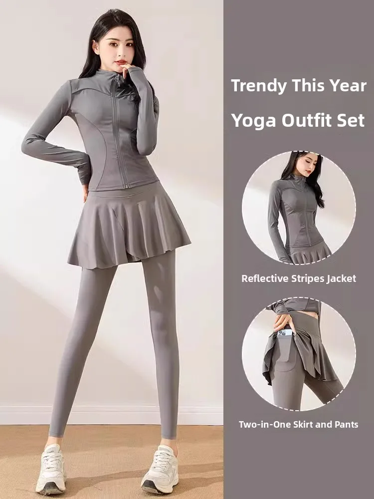 女性のランニングヨガフィットネス衣装クイドライ春秋新着シックなTシャツピースセットirtスカートカプリパンツ