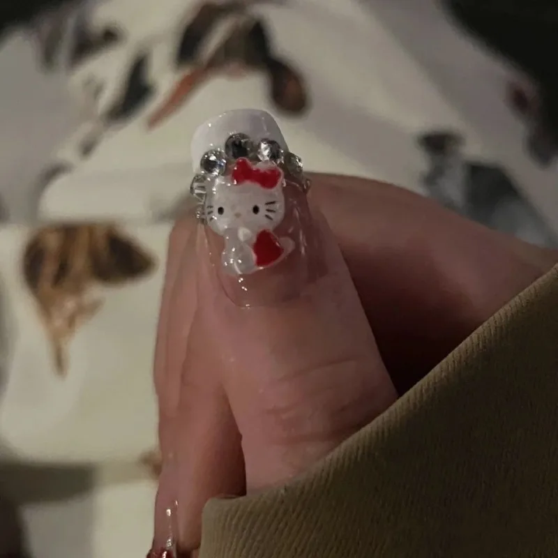 Hello Kitty Anime Kawaii Sanrio Ins Handgemaakte Nageldecoratie Art Y 2K Schattige Kt Kattenkleding Patchverwijderbare Nep Nagels Geschenken Voor Meisjes