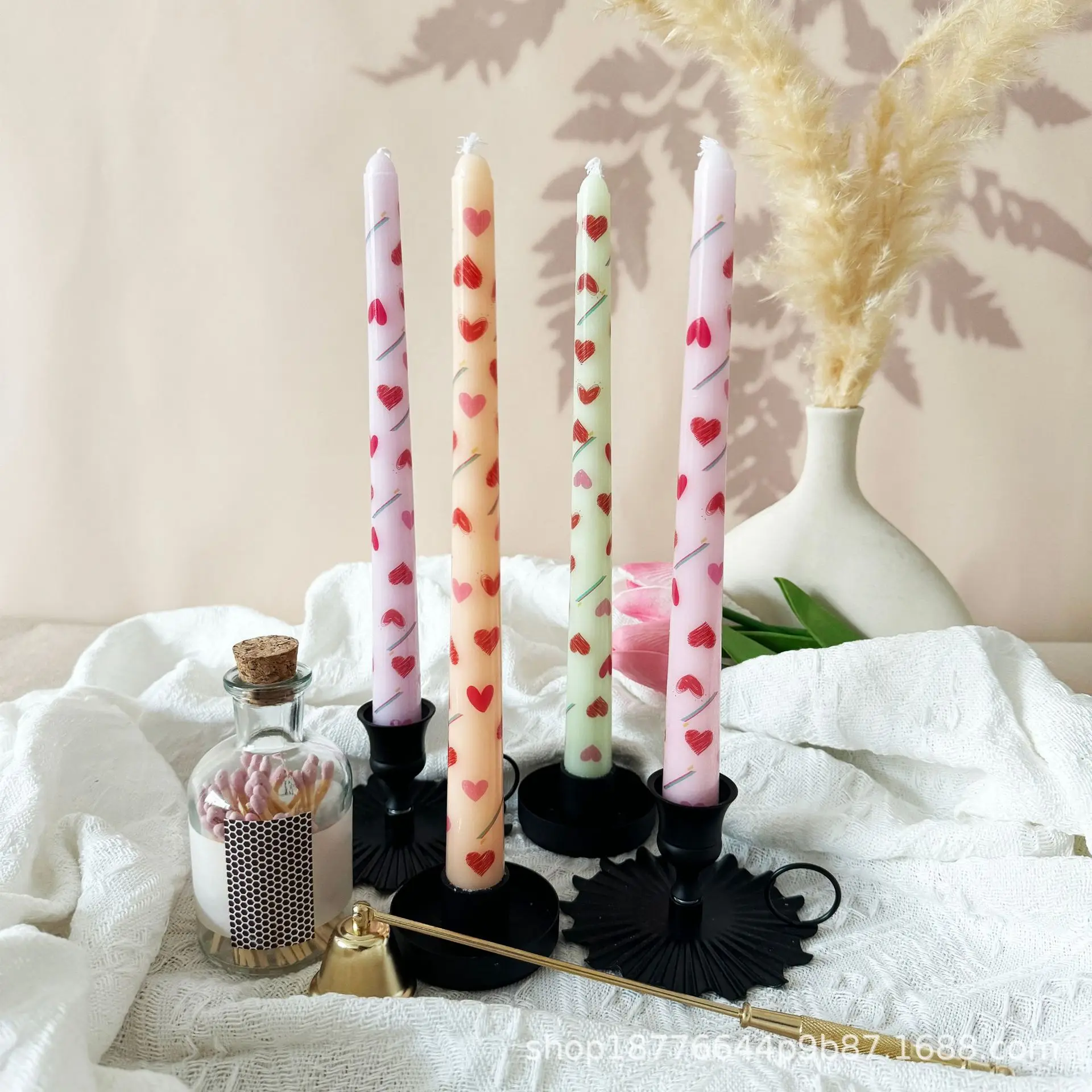 Fotografia 4: Velas em forma de coração com haste longa, decorações sem fumaça e sem odor para casamentos românticos e jantares à luz de velas.
