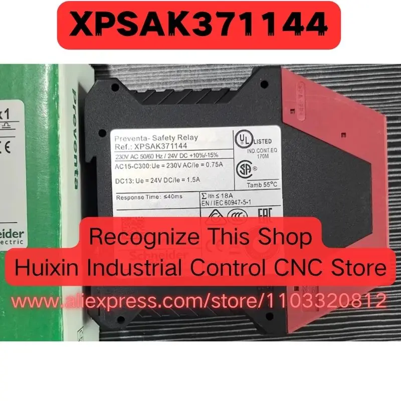 Latest Quotation Brand New Original XPSAK371144 Safety Relay