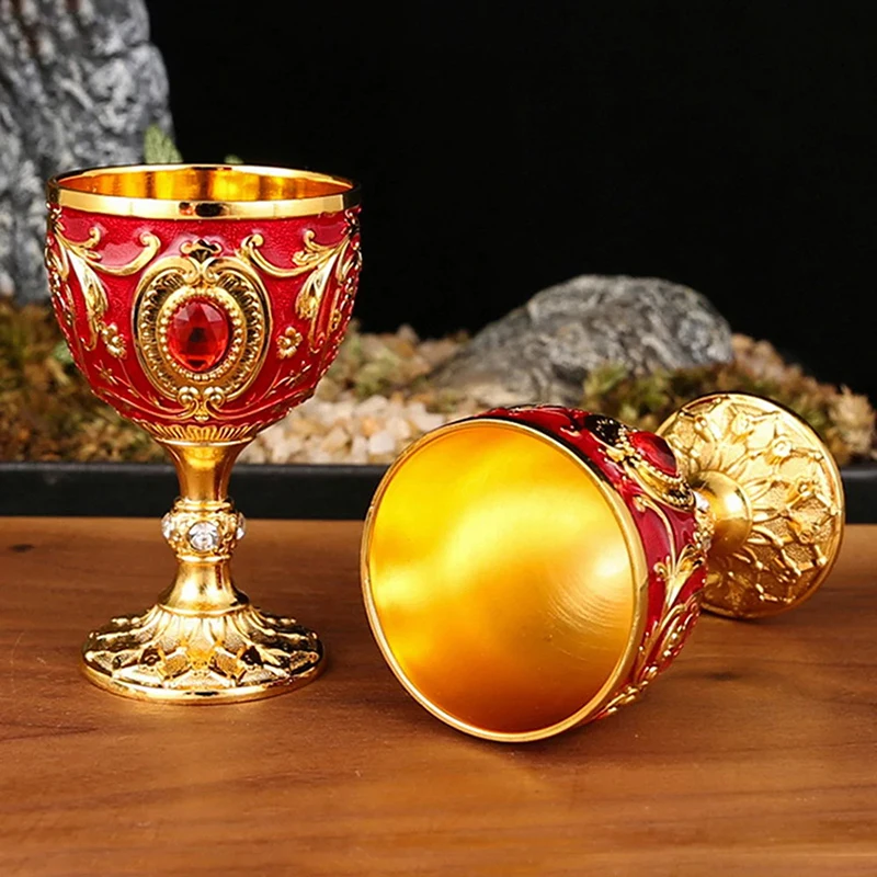 [1PCS Timeless Embossed Metal Chalice Goblet Vintage Wine Champagne Liqueur Cup Perfect For Bars Restaurants Home Decor]