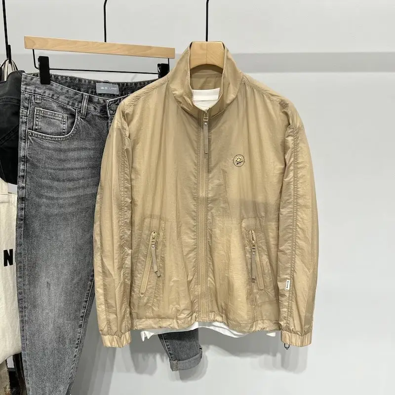 Spring/Summer Lightweight Collar Sun Protection Jacket for Men Simple Smile Embroidery, Loose Youth Outerwear Jacket Trend