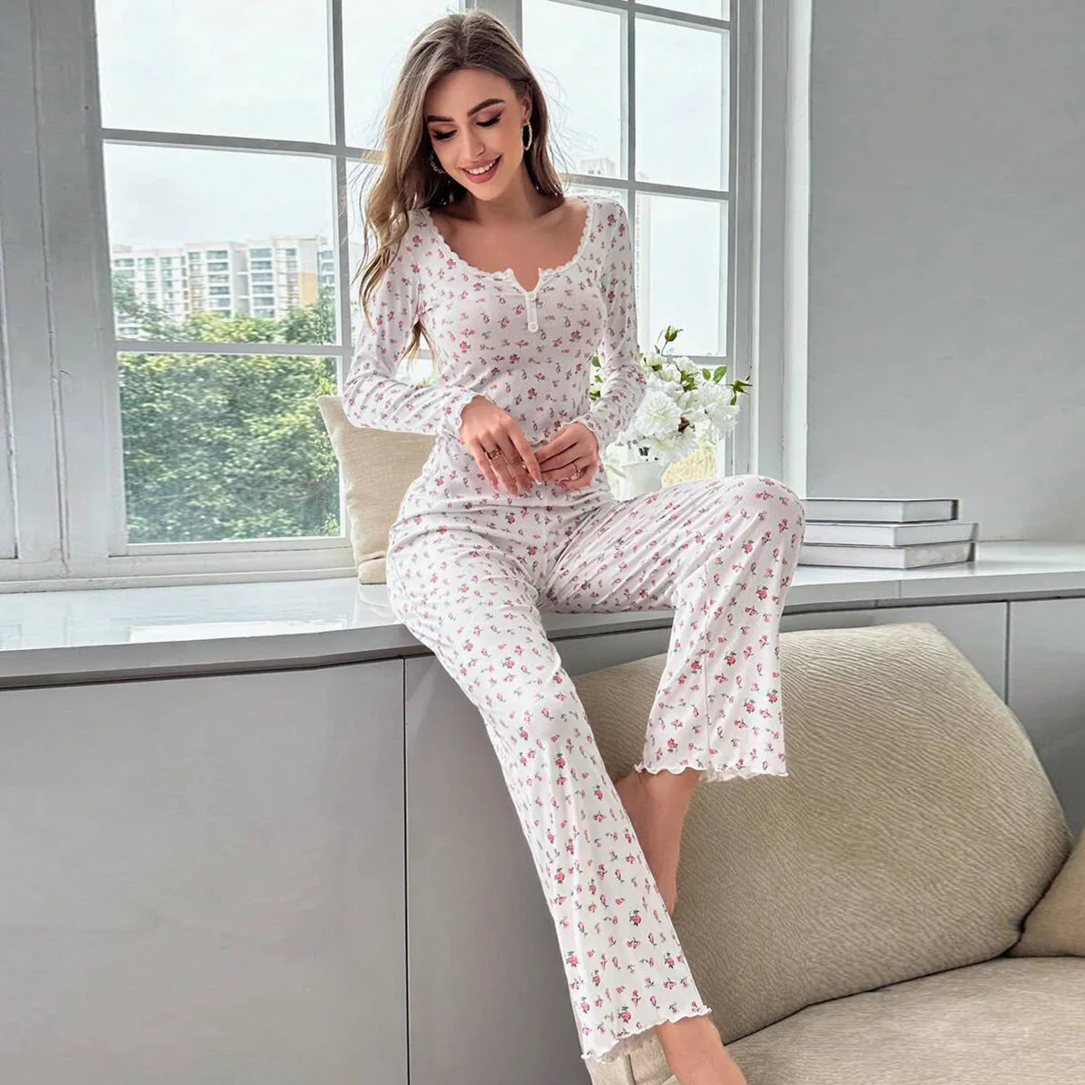 Sleepwear Women Lounge Spring Autumn Pajamas Set Floral Print Lettuce Trim Top with Long Pant Lovely Full Sleeve Nightwear