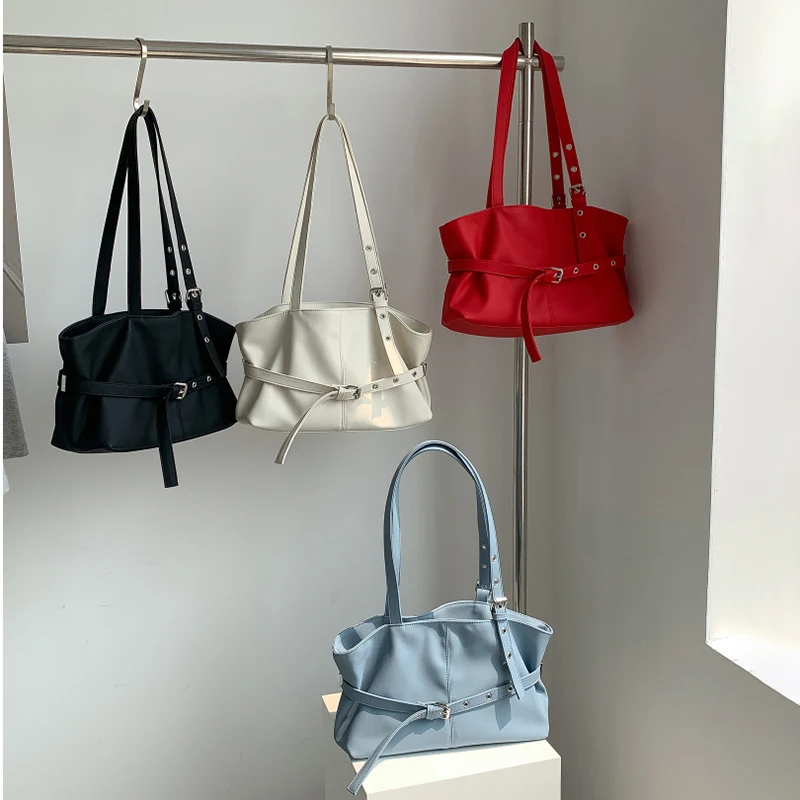 

Women's Versatile Commuter Shoulder Bag Chic Design Large Capacity Tote Bags High-end Soft Leather Underarm Bag