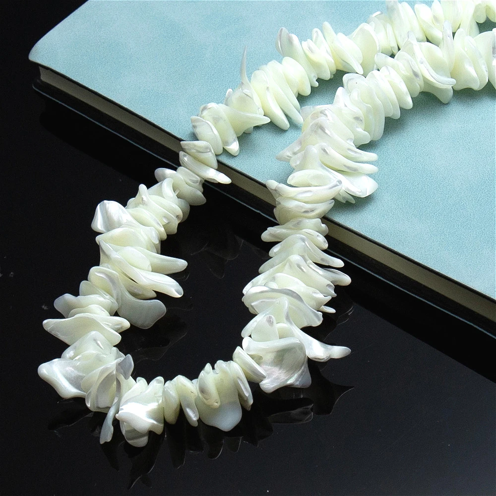 Natürliche Shell 18-25mm Weiße Farbe Unregelmäßig Geformte Lose Perlen Strang Machen DIY Böhmischen Frauen Armband Halskette Zubehör