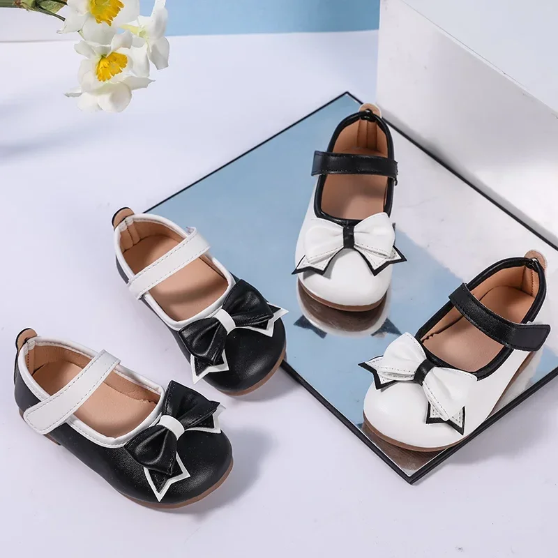 

2026 Girls' Flat Shoes Spring Autumn Elegant Children's Leather Shoes Fashion Wedding Party Kids Causal Princess Ballet Shoes