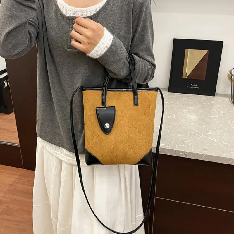 

High-End Luxury Brand Ladies Handbag Fashionable Leather Elegant Crossbody Classy Finish Trendy Casual Vintage Bag​