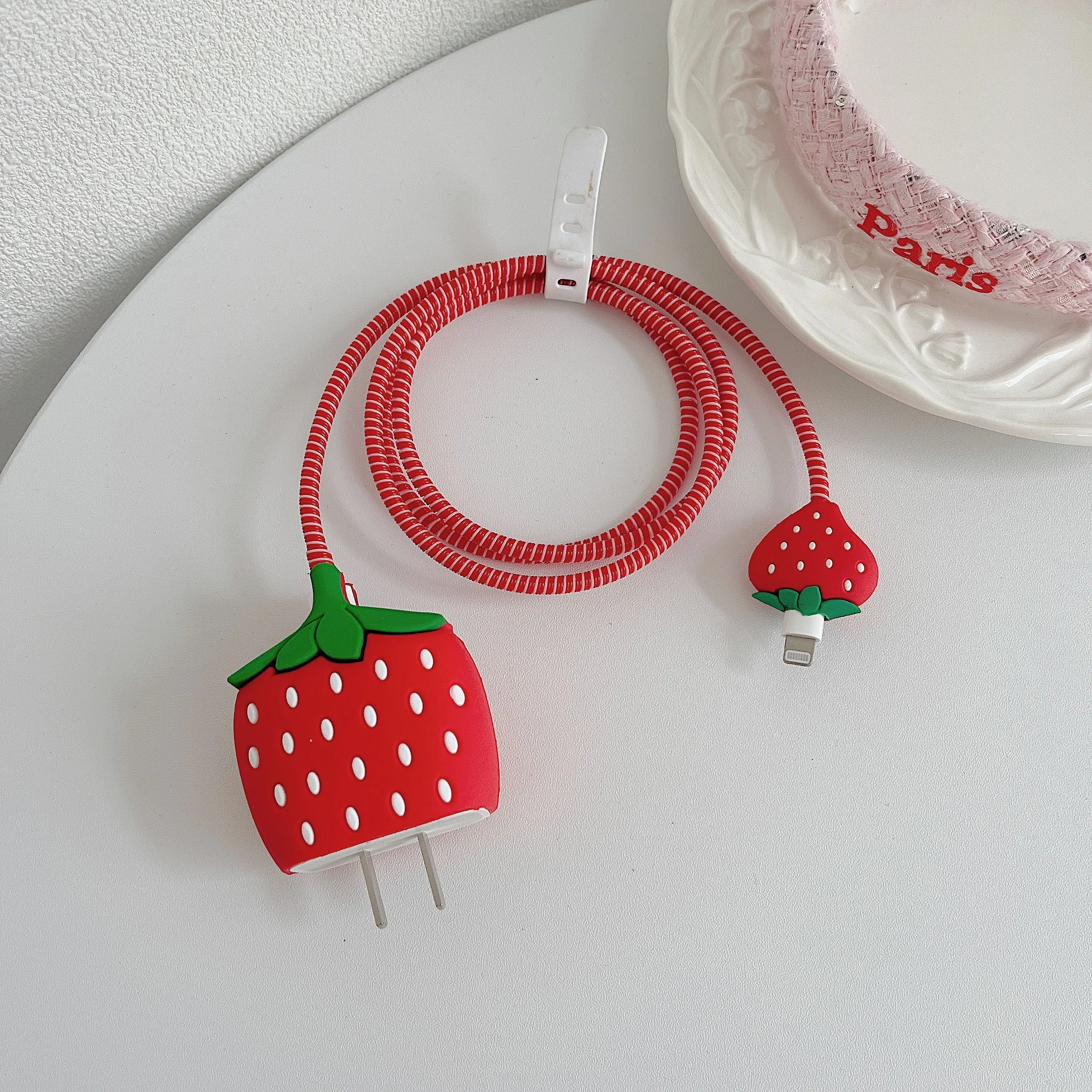 4pcs strawberry Designs Wall Charger Protective Covers  For IPhone 20W Charging Head Sets And Any 1.4-meter Cables