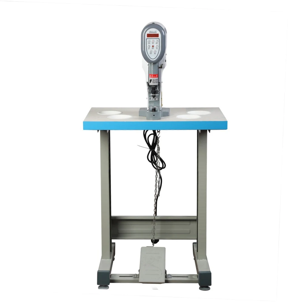 BT-818 Direct Servo Motor Snap Button Attaching Machine