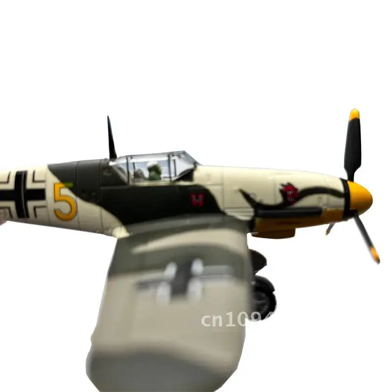 1/72 Scale WWII German Fighter Messerschmitt BF109 BF-109 Me-109 Diecast Metal Airplane Plane Aircraft Model Toy Child Gift