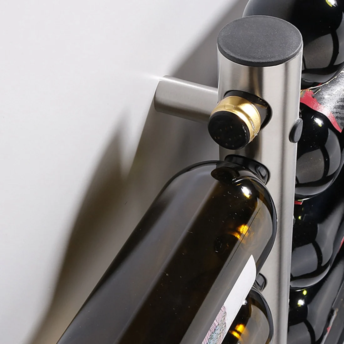 

Y01AHigh Quality Wine Bottles Holders Stainless Steel Wine Rack Bar Wall Mounted Household Storage Kitchen Holder 8 Holes