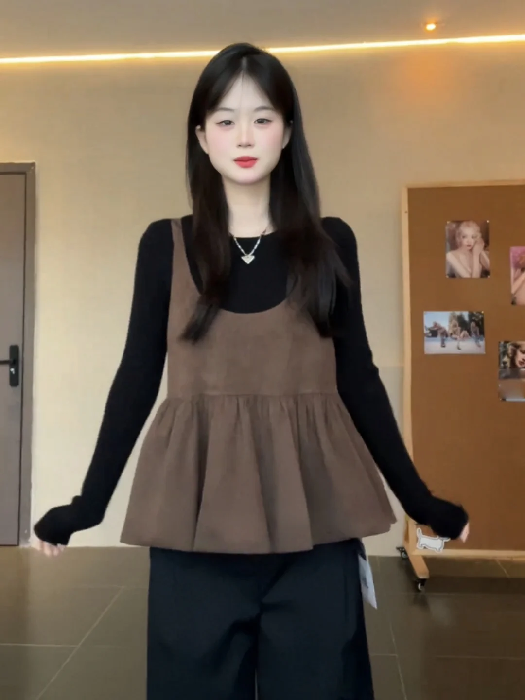 

Slim Fit Women's T-Shirt Set Coffee Color Strap Top plus Size Concealing Spring Fashionable Casual Wear High Waist Pants