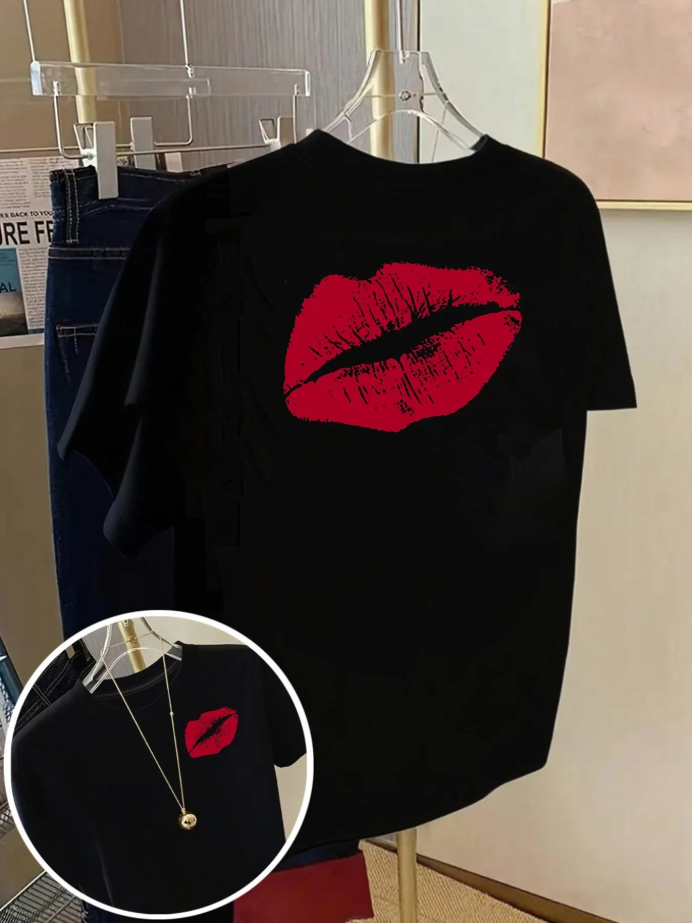Short-Sleeve T-Shirt with Lip Print Kiss Mark Design Women'S Fashion Casual Top for Spring and Summer Your Best Choice