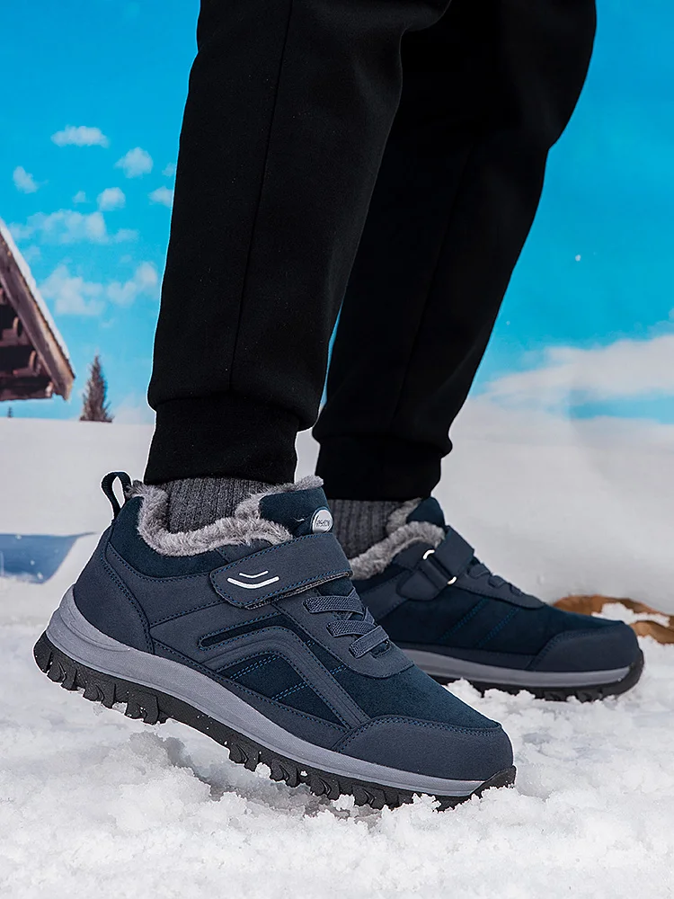 高齢女性のための厚みのあるふわふわのウィンタースポーツシューズ暖かい厚みのある綿の靴ママブーツ中年および高齢者のスポーツシューズお父さんの靴