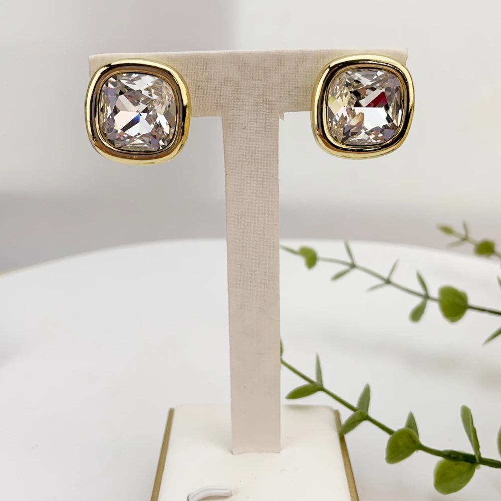 Yuminglai Fashion Luxury Dubai Jewelry Accessories Superior Quality Goldplated Earrings for Women FHK28119