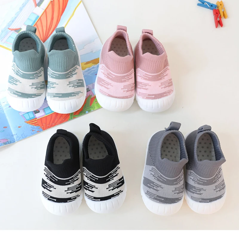 Lightweight and Soft Toddler Shoes Baby Early Education Shoes Knitted Breathable and Non Slip Outdoor Wearable Soft Soled Shoes