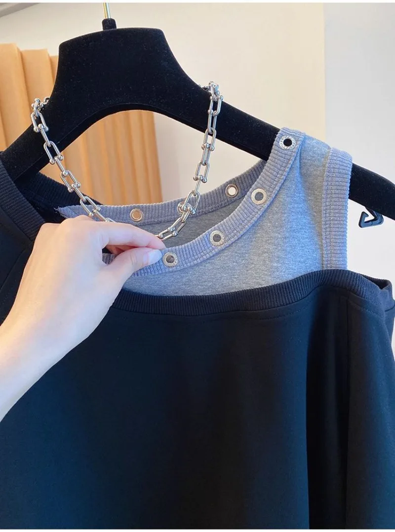 Felpa con cappuccio in tinta unita con spalle scoperte in due pezzi finta semplice e versatile da donna Autunno sciolto in un unico hip-hop in due pezzi finti di grandi dimensioni