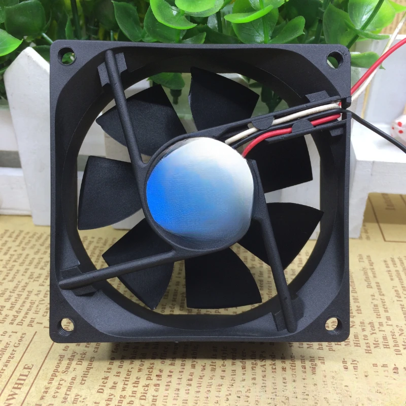 

Model B802512BH DC 12V 0.26A 8025 cooling fan