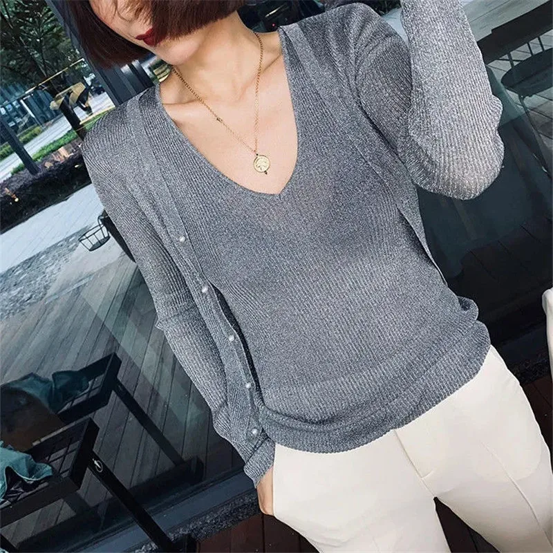 2023 New Gold Silver Glitter Knitted Cardigan With Pearl Button For Women Bright Silk Thin Sweater Coat Sexy V-Neck Knitwear Top