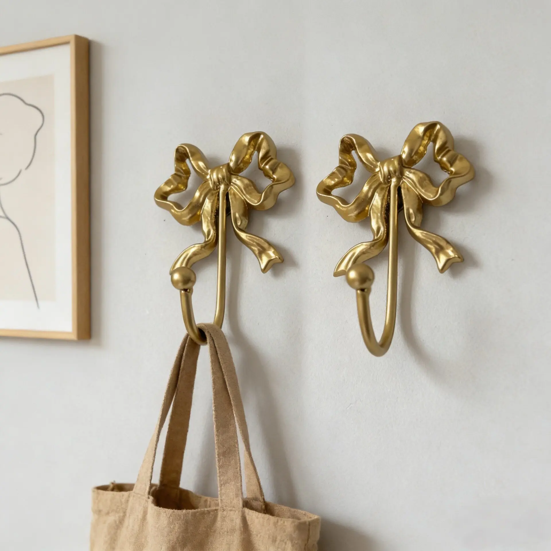 French Wrought Iron Retro Hook Home Bedroom Door Back Coat Metal Hook Creative Bow Coat Hook Livingroom Pink and Gold Wall Decor