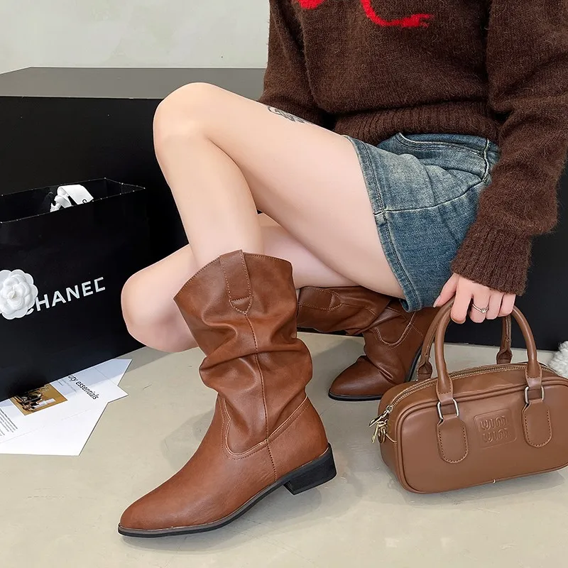 Women's Boots Winter 2025 Fashion Casual Low Heel Non Slip Comfort Waterproof Pleated Leather Boots Cold Resistant Fashion Boots
