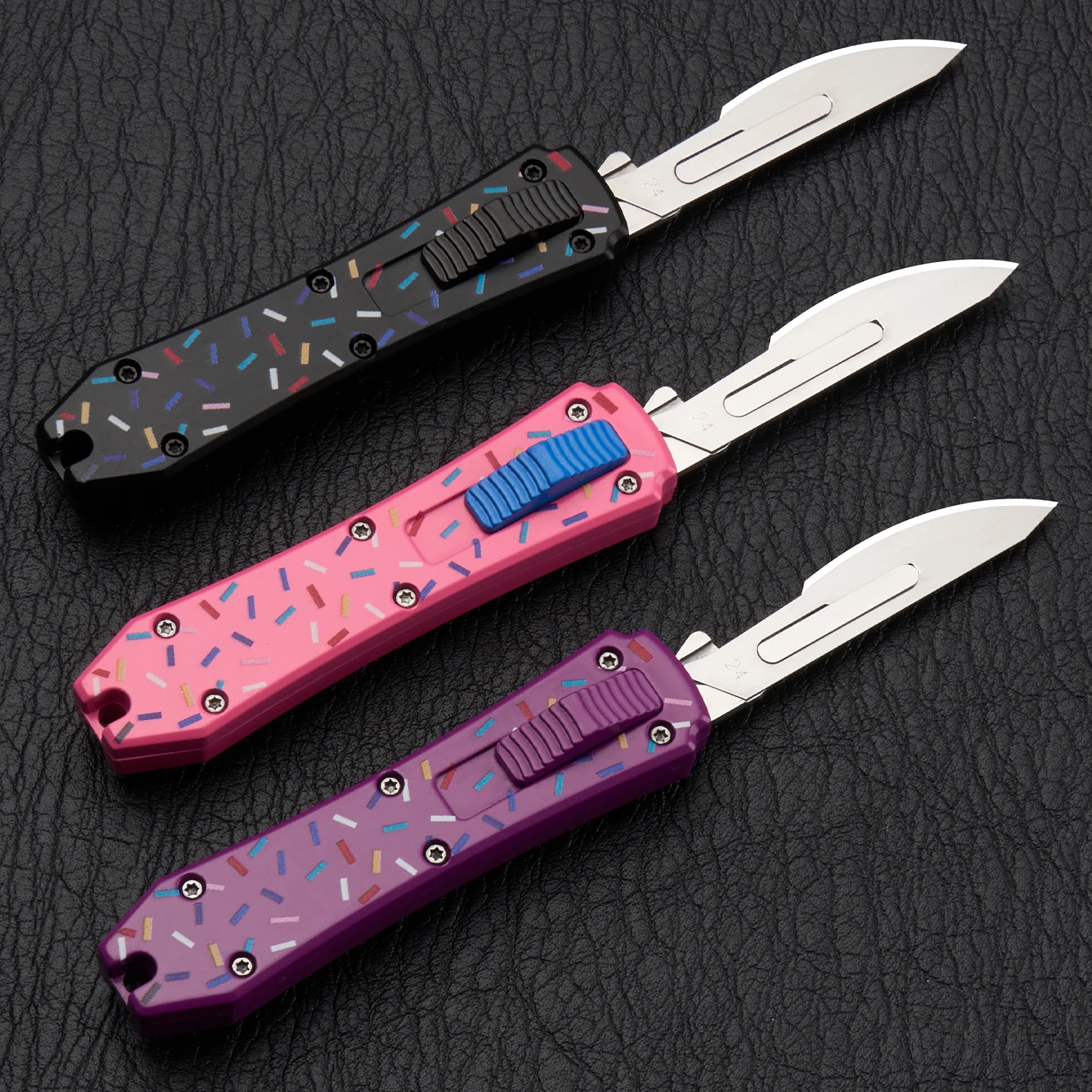 Colorful Folding Craft Knife with Belt Clip, Sharp Replacement Blade Cutter, Compact EDC Gadget for Unboxing & DIY Projects