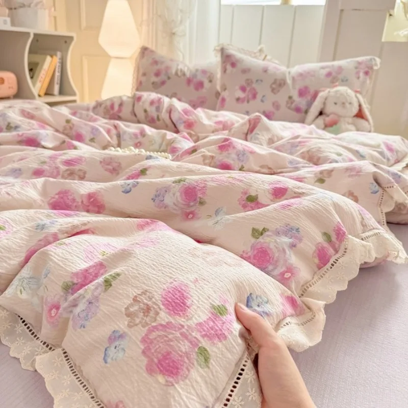 2025 new hollow lace wrinkled cotton four-piece set household student dormitory three-piece set bed sheet quilt cover