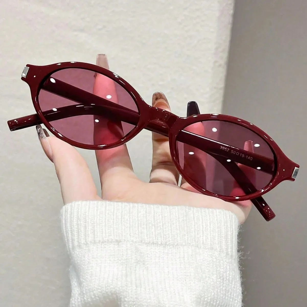 2026 Luxury Retro Mini Oval Frame Women Sunglasses Minimalist Brighten Skin UV400 Outdoor Beach Vacation Eyewear