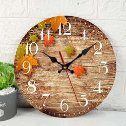 European Style Retro Creative Silent Quartz Maple Leaf Wall Clock New Creative Silent Nordic Minimalist Living Room Clock