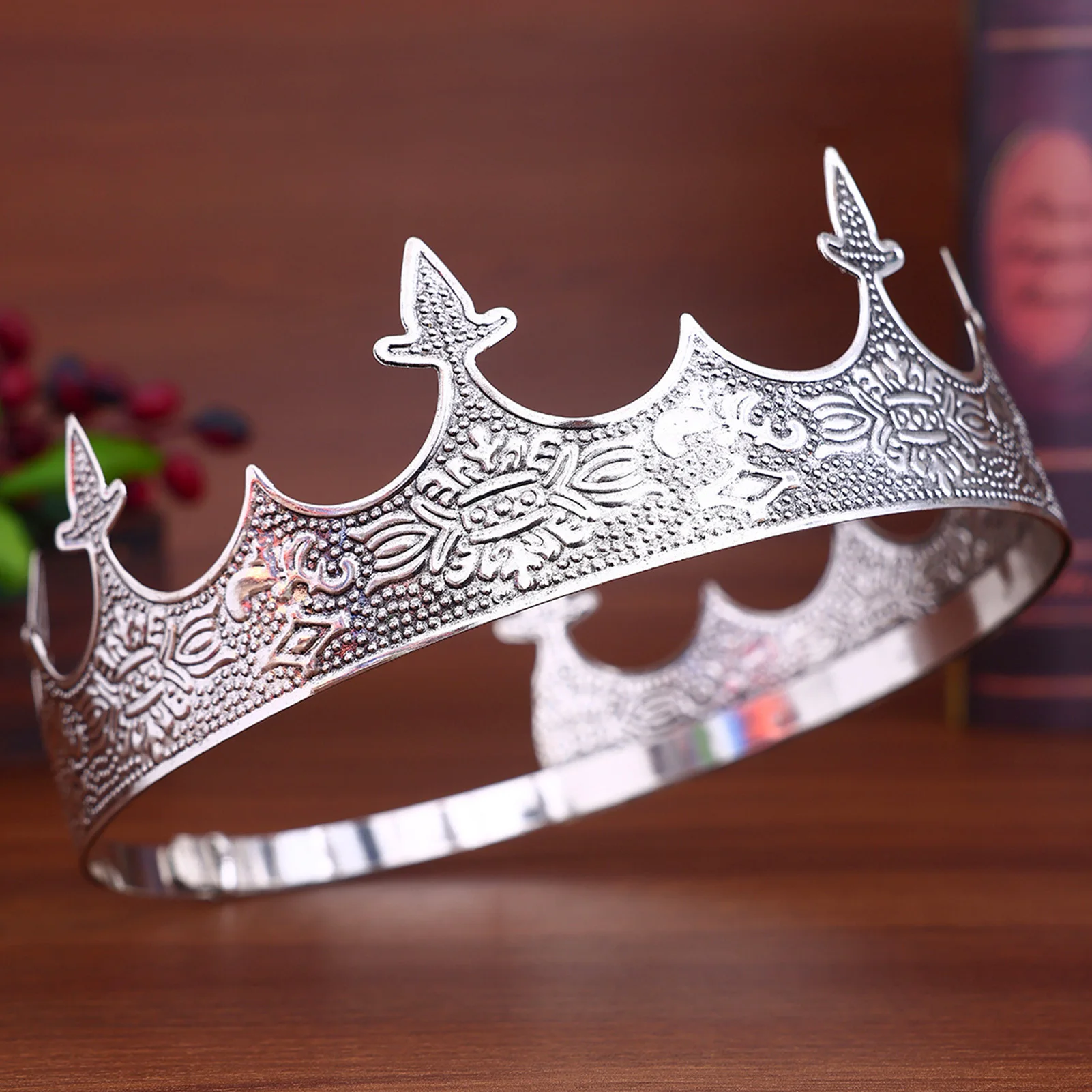 Men's Retro Crown Headpiece Alloy Noble Style Performance Prince-Tiara