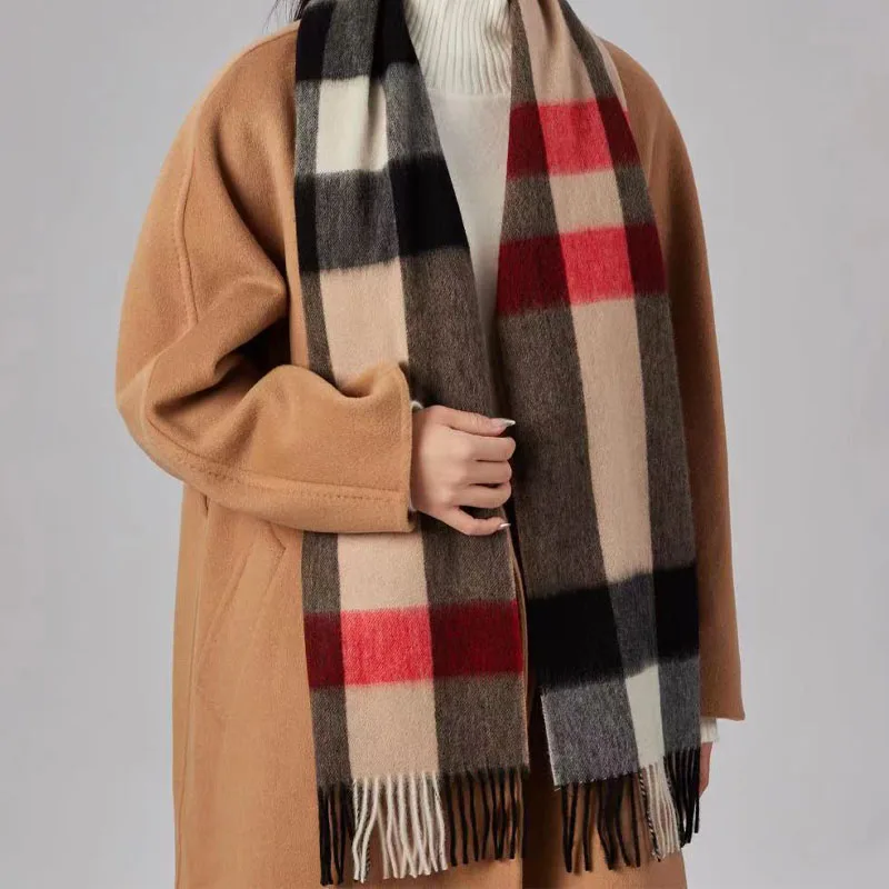 High Quality 100% Wool Soft Light Scarf Men Women Autumn Winter Simple Classic Thermal Plaid Tassel Muffler Male Female Shawl