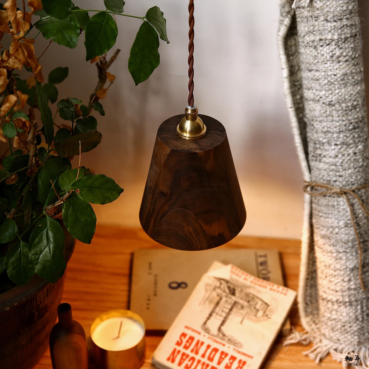 

Black walnut wood brass chandelier, solid wood simple lampshade, personalized entrance, creative corridor, restaurant bar, table