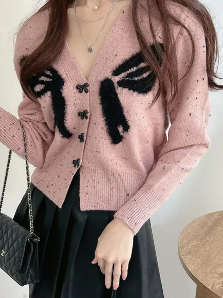 New 2024 Autumn Croped Sweaters Women Single Button Butterfly Black Red Or Pink Cardigan Women Korean Style Knitted Tops Jumpers