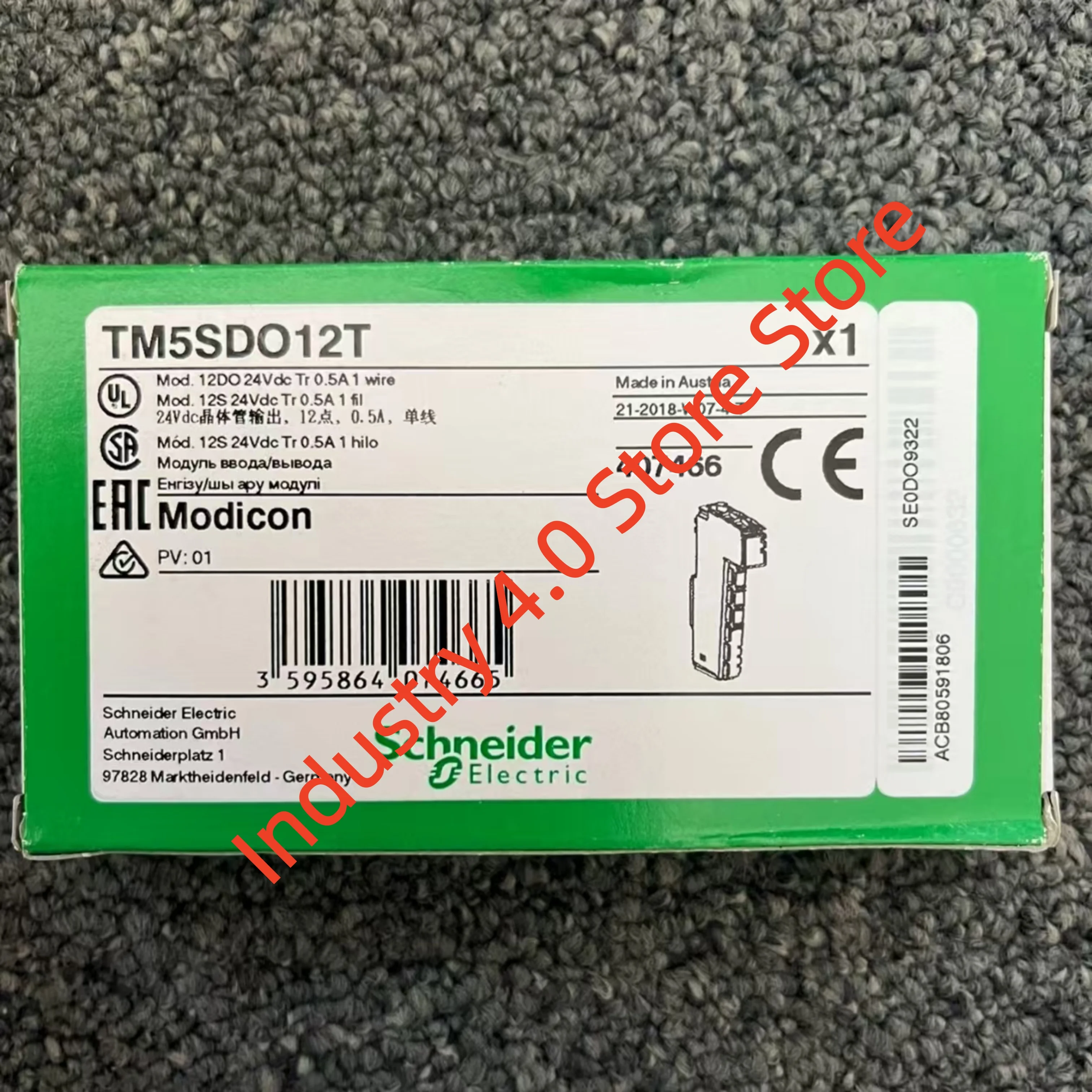 New in box  TM5SDO12T PLC Module
