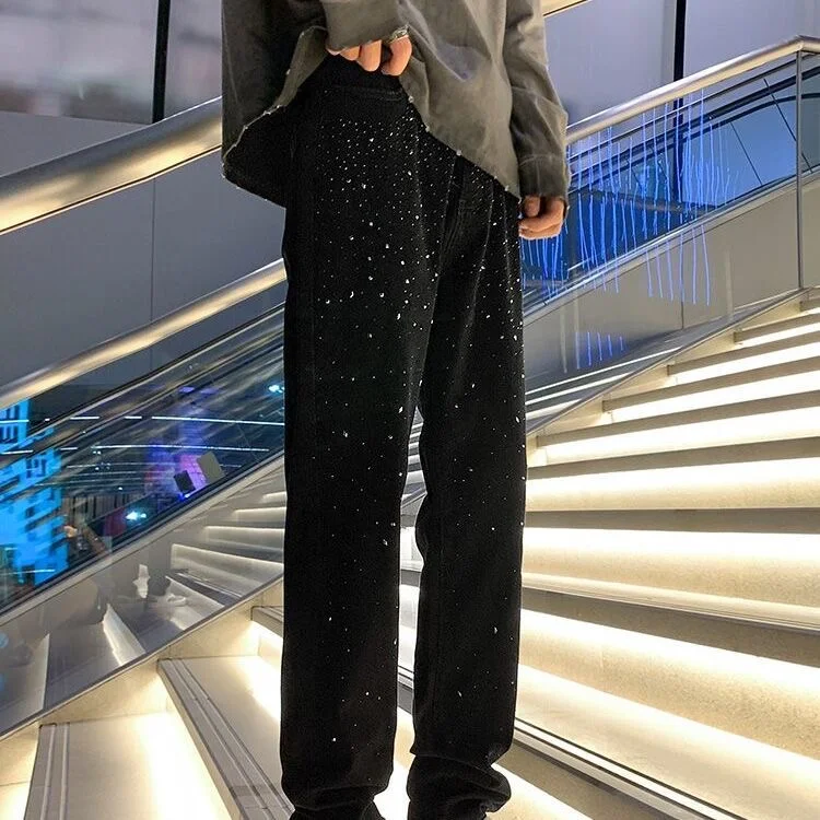 Celana Jeans Pria Trendy Bertabur Rhinestone Super Keren Model Slim Fit Panjang High Waist Ritsleting Kasual Musim Panas untuk Remaja