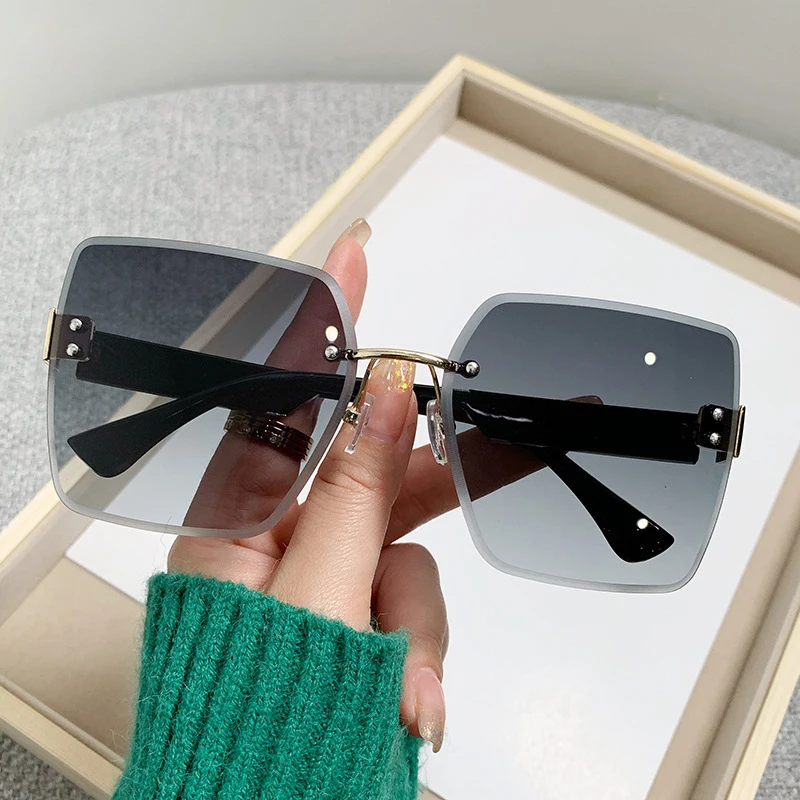 1 قطعة النظارات الشمسية مربع خمر امرأة الكلاسيكية الرجعية التدرج مرآة فرملس نظارات شمسية الإناث موضة بدون شفة Oculos دي سول