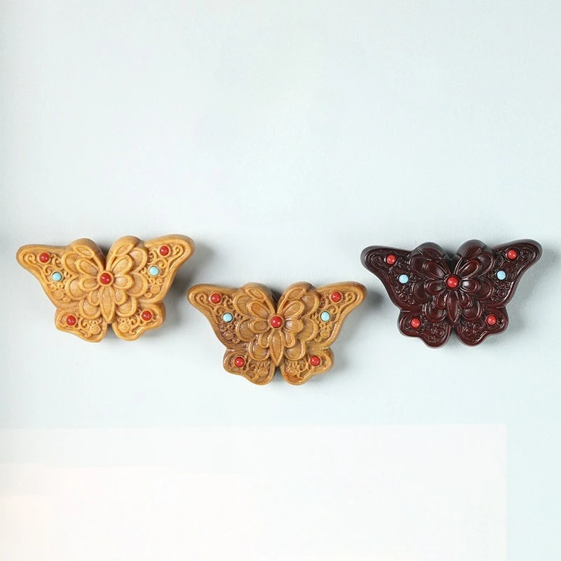 Hand-carved Butterfly Ornament Sandalwood Red Sandalwood Design With Through Holes On Both Ends Ideal DIY Part For Car Pendants