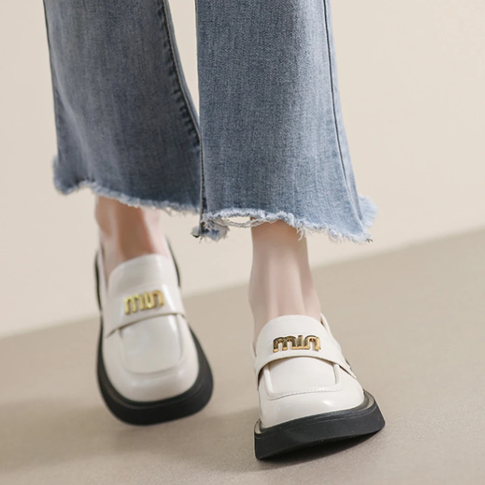 

Маленькие кожаные туфли в британском стиле на осень, лоферы на толстой подошве, женские туфли на массивном каблуке на мягкой подошве.