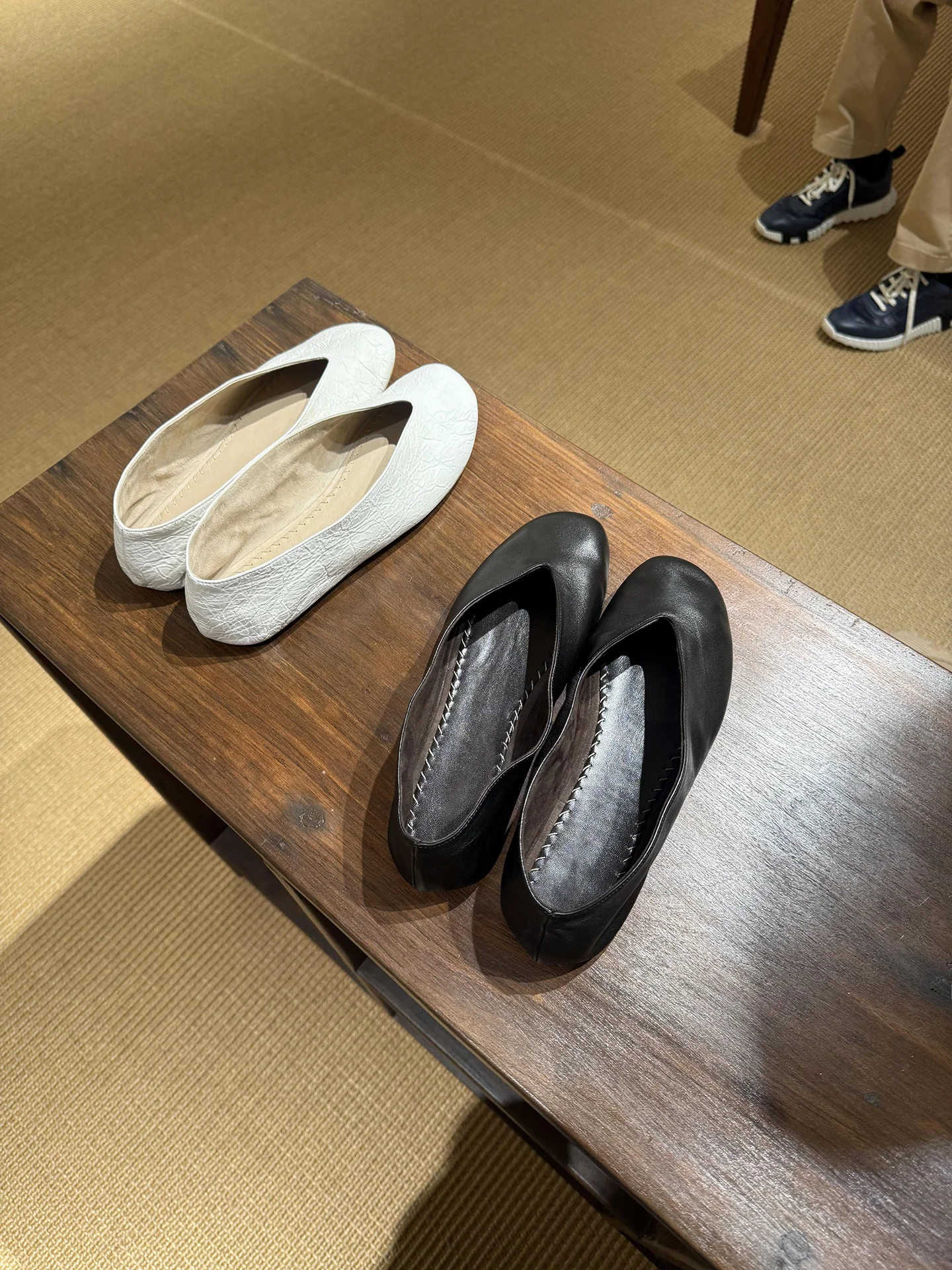 Lamb Skin Ballet Flats Women's Flat round Toe Slip-On Shoes Commute Soft Bottom Grandma Shoes Casual Fashion Single Shoes