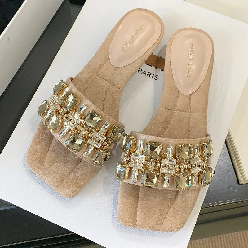 

Брендовые сандалии со стразами, женские шлепанцы, новые летние дизайнерские туфли с квадратным носком, роскошные женские тапочки на нескользящем низком каблуке с бриллиантами