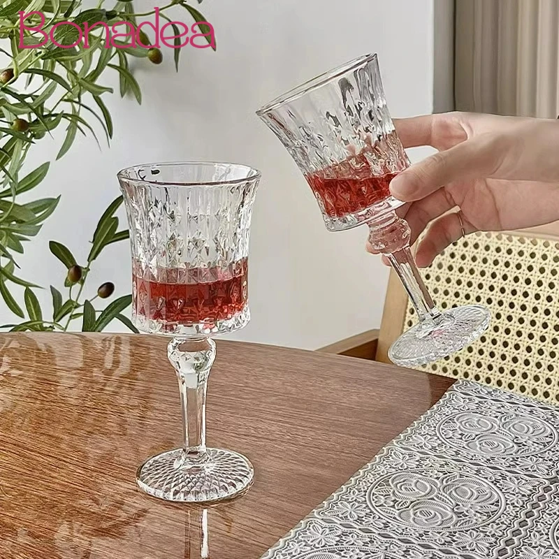 

French Style Transparent Glasses Cup Creative Juice Goblet Champagne Glass European Style Embossed Red Wine Glass Cups Drinkware