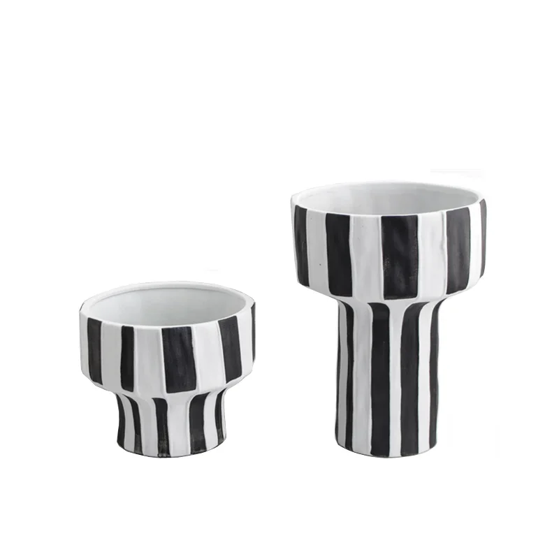 مزهرية سيراميك أبيض وأسود مخططة واسعة الفم اناء للزهور ترتيب اكسسوارات ديكور المنزل المزهريات الأواني