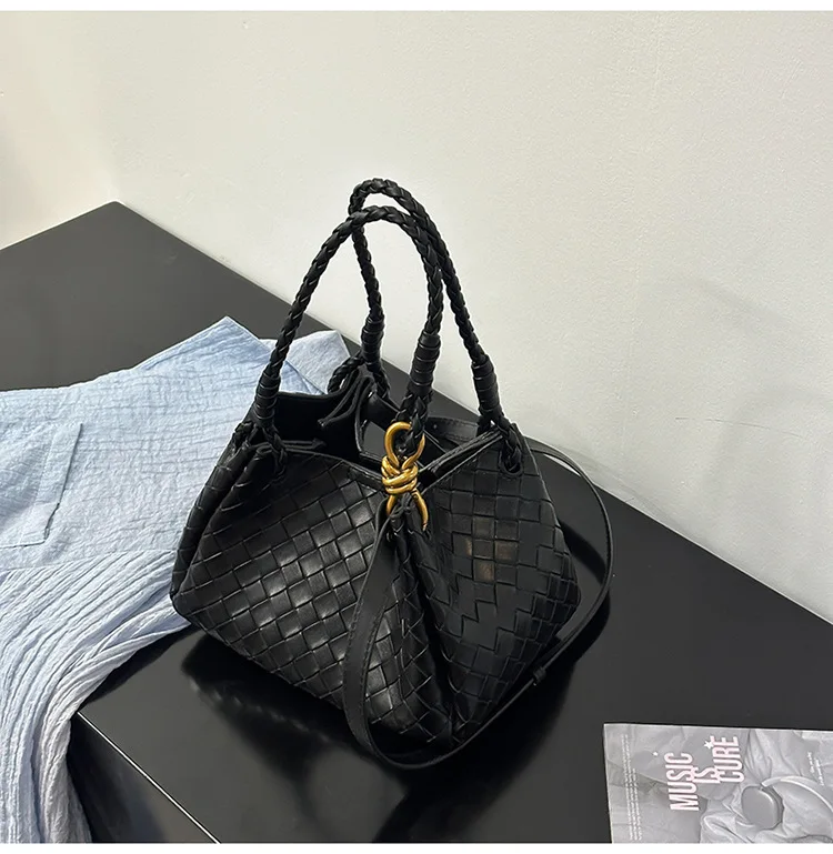 

Retro British Style！Oil-wax Leather Crossbody Bag 2025 Trend Alert! Stylish Bucket Bags, Your Essential, Get The Links