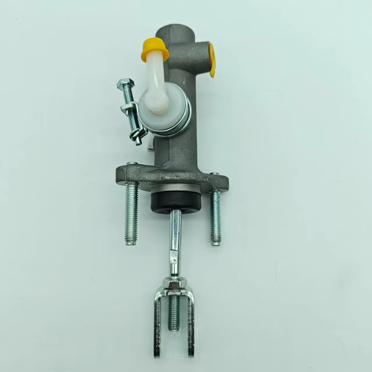P1163030002A0 Clutch master cylinder For Foton Tunland Cummins 2.8