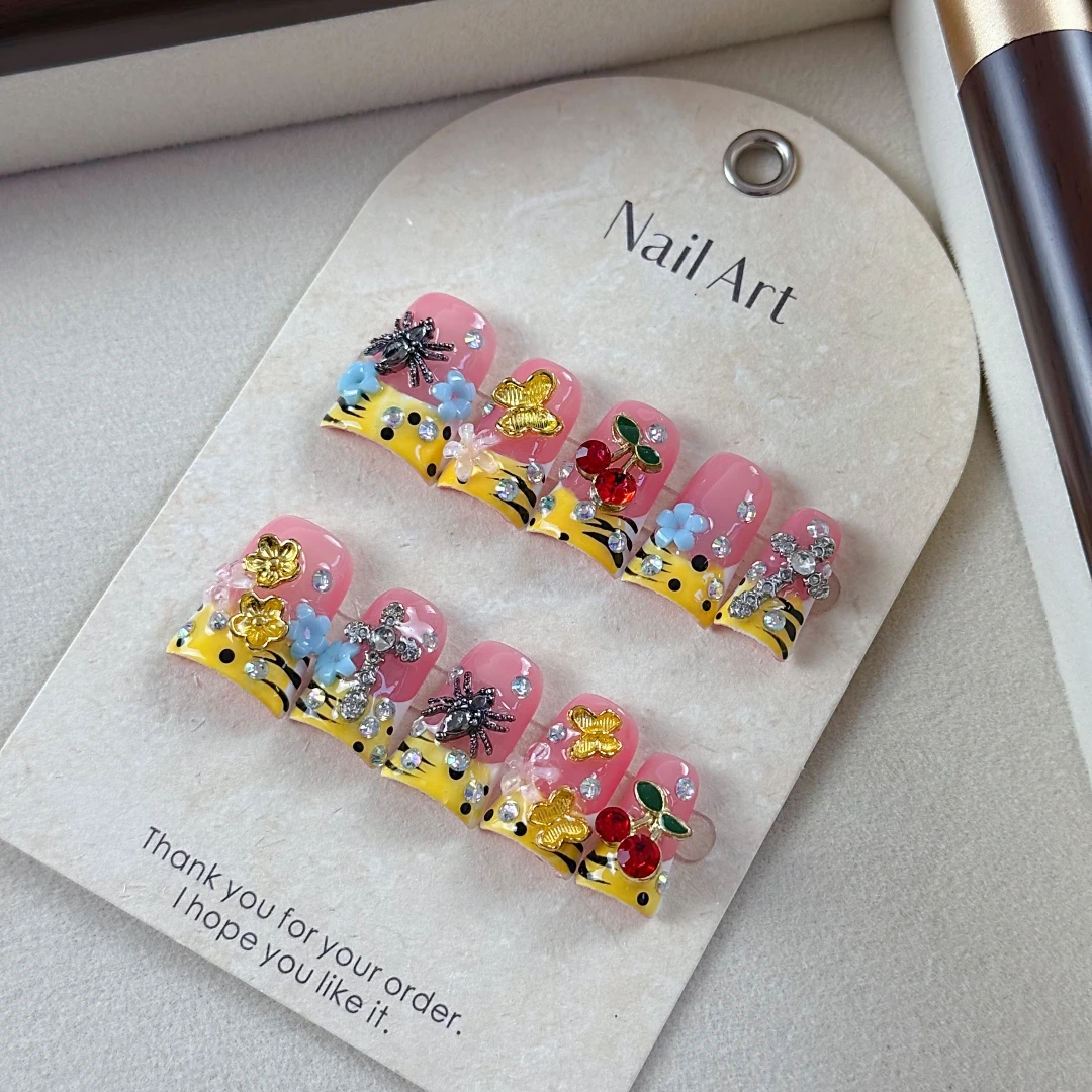 10pcs High-end Cute cartoon style, hand-painted zebra pattern, embossed design, butterflies, sparkly diamonds handmade fake nail