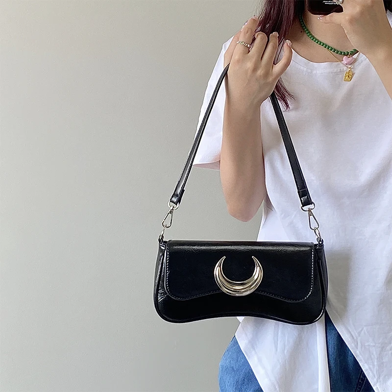 Y2k Cool Girls Black Shoulder Bags Moon Lock Women\'s Chain Underarm Bag Purse Handbags Fashion Female Small Messenger Bags